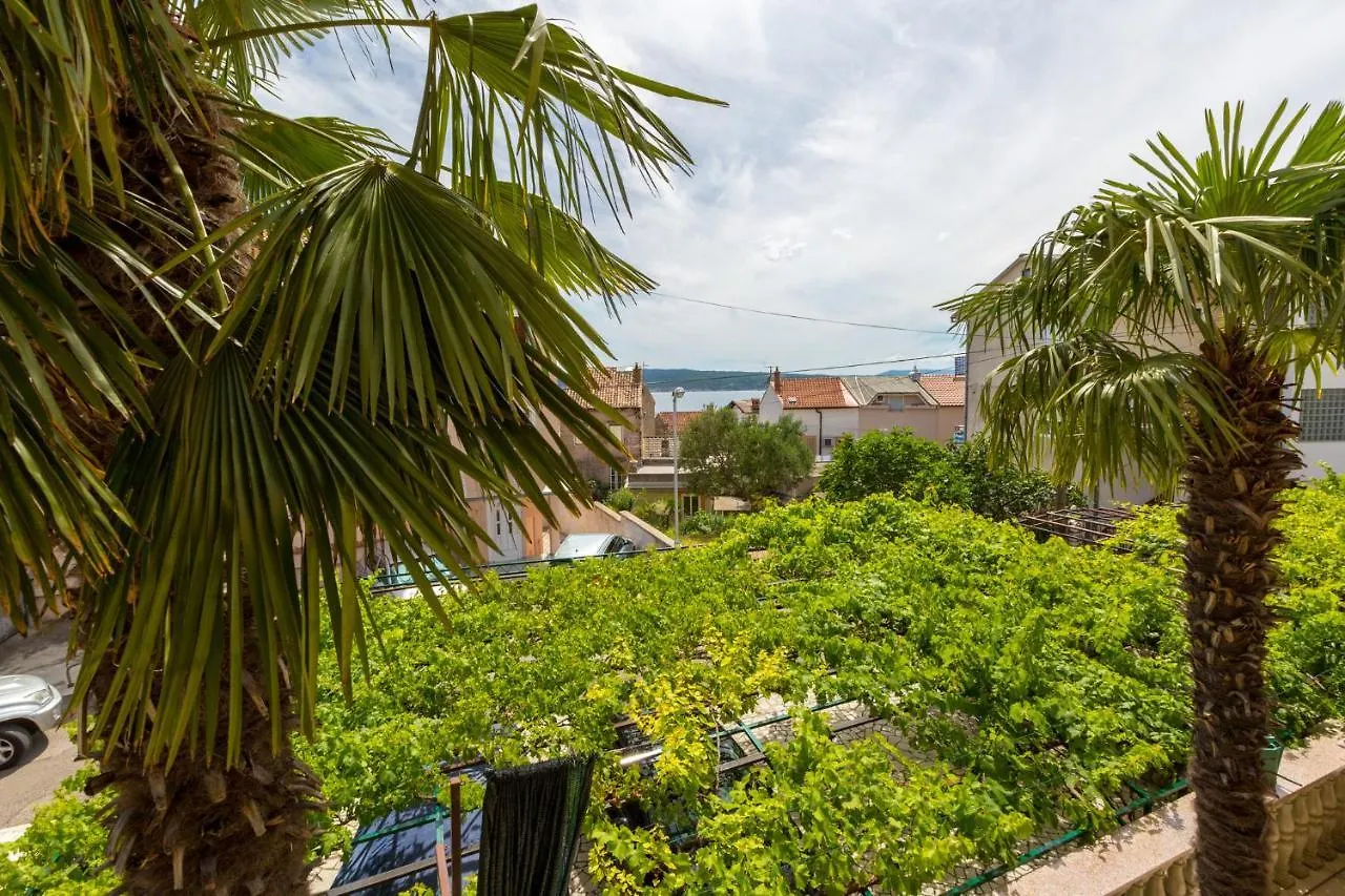 Dragiza Apartment Crikvenica 0*,