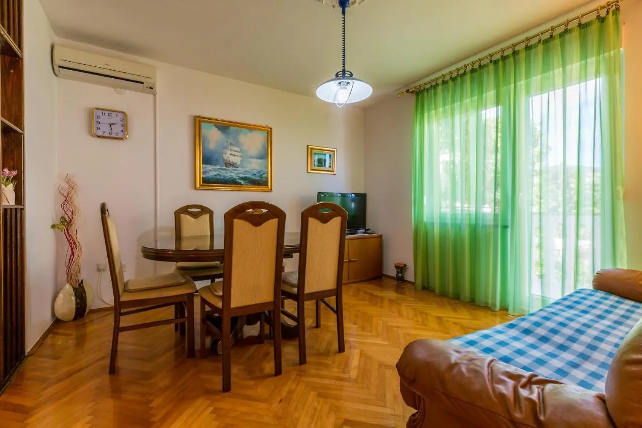 Dragiza Apartment Crikvenica